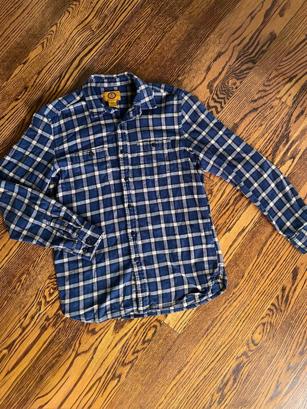 Men's Stapleford Blue Plaid Flannel Long-Sleeve Button-Up Shirt